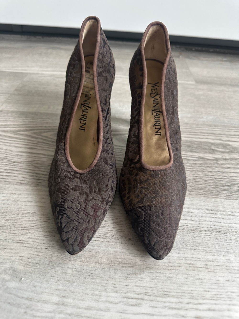 Vintage Yves Saint Laurent Brown Brocade Pointed-Toe Heels 6.5 - Picture 5 of 11